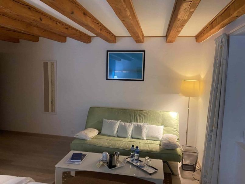 Auberge De Dully Екстериор снимка